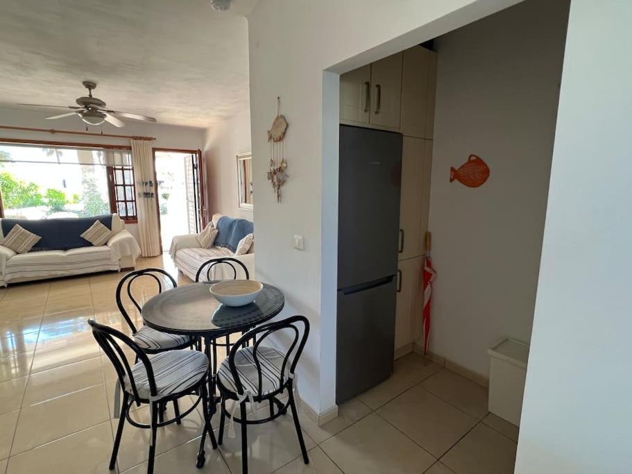 Casa Mo, 2 Bedroom Apartment Close To The Beach Puerto del Carmen  Buitenkant foto